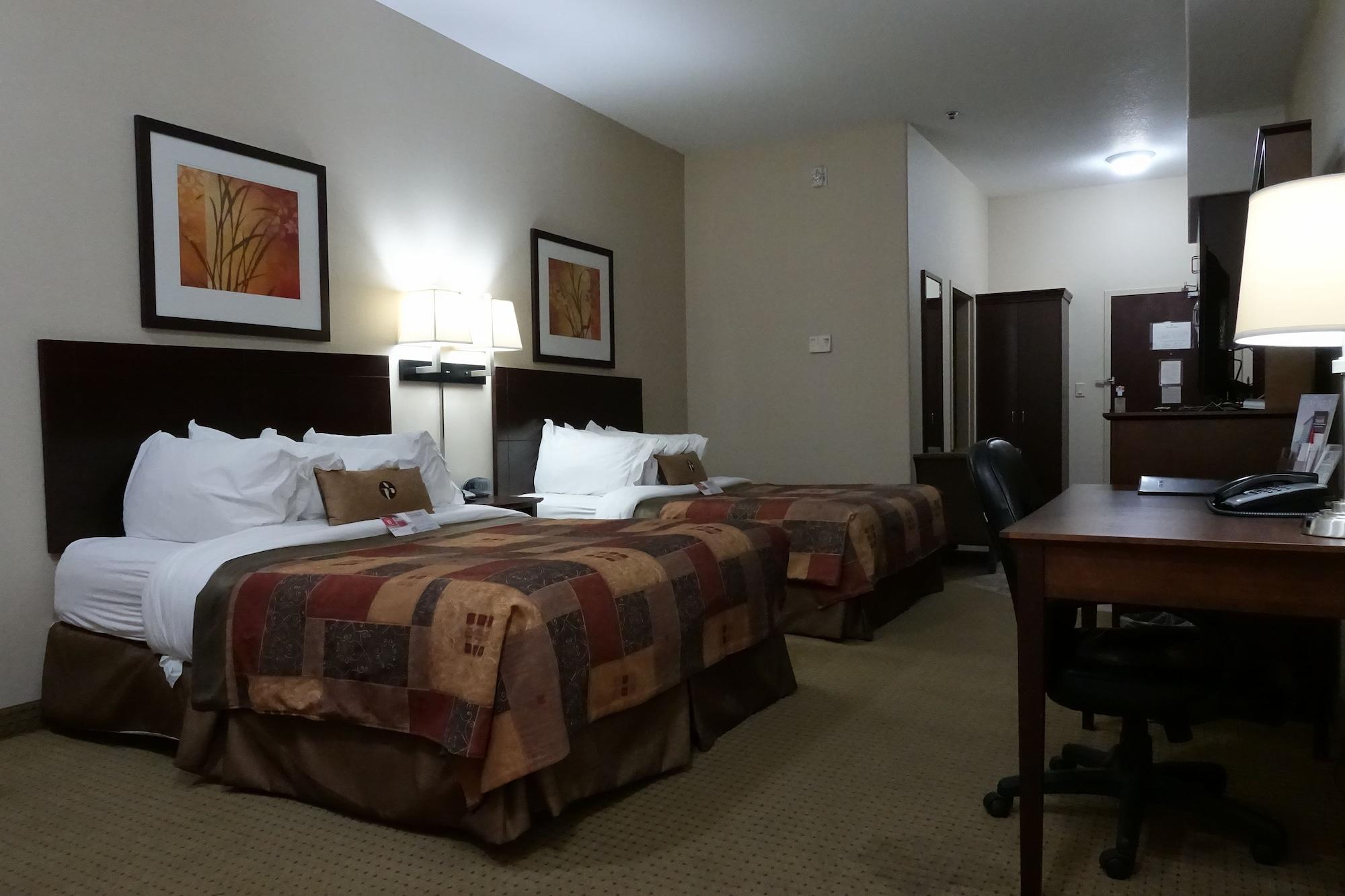 מלון Ramada By Wyndham Weyburn מראה חיצוני תמונה